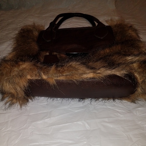 Oversized Handbag - Picture 2 of 6